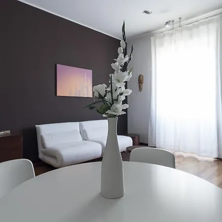 Italianway-merlo Flat Milan